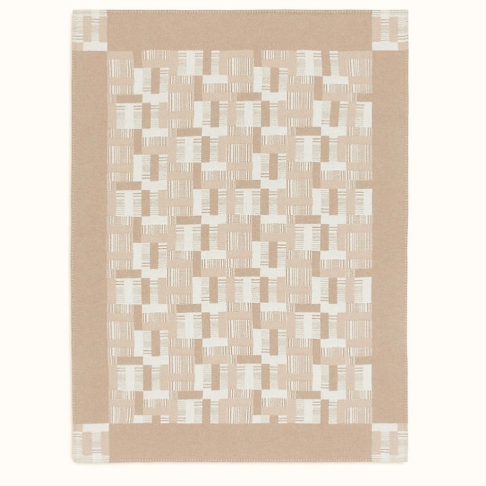 SOLD Hermes Avalon Paper Blanket